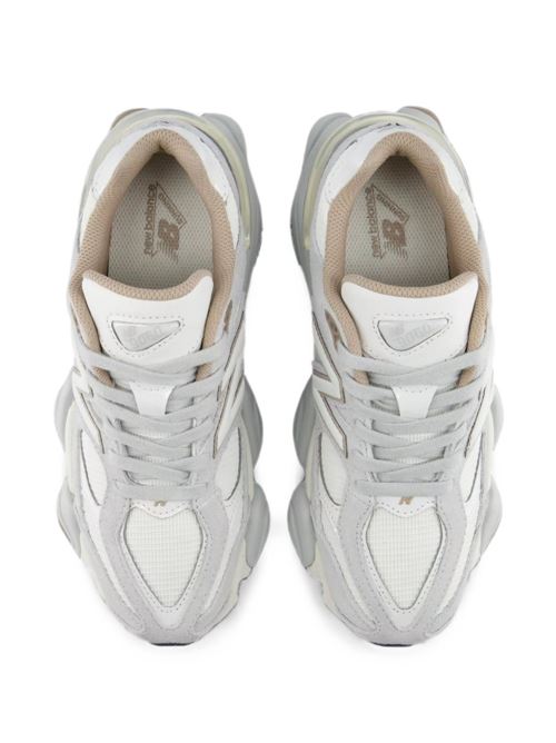Sneakers unisex New Balance 9060 grigio e beige in suede e mesh NEW BALANCE | U906011M